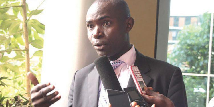 Male-Mabirizi-addressing-the-media-750x375